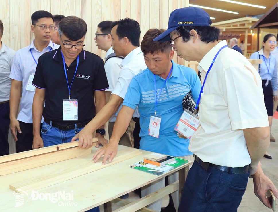 Triển vọng của ngành gỗ trong năm 2025